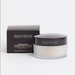 Laura Mercier Translucent Powder